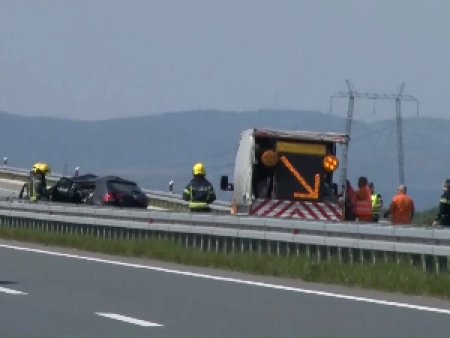 Četiri osobe stradale na auto-putu Šabac–Ruma, automobil išao u suprotnom smjeru